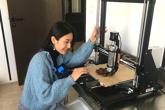 [视频] Cakewalk 3D: 用于您自己的 3D打印机的方便食品挤压机