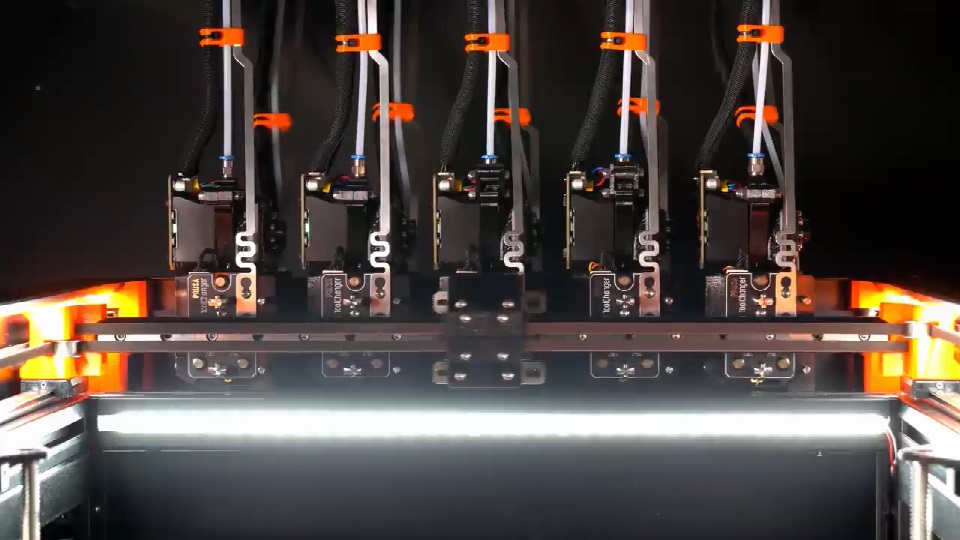 [视频] Original Prusa XL 一款配备5个独立工具头大型CoreXY 3D打印机